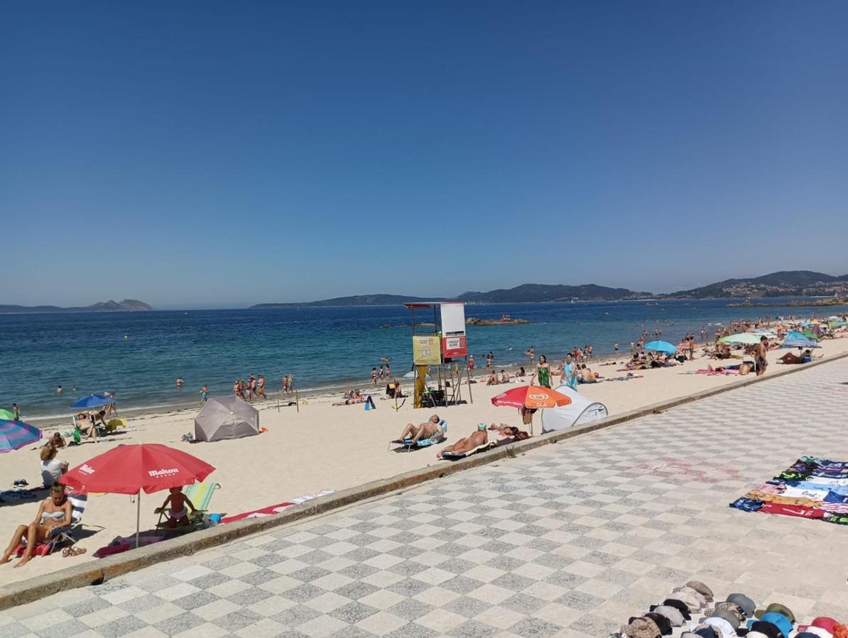 Samil Primera Linea De Playa Vigo Exterior photo